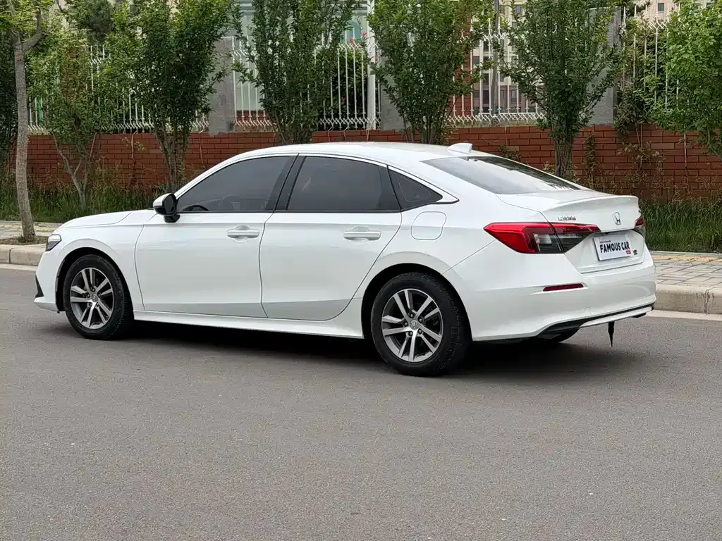 Honda Civic — фото 6