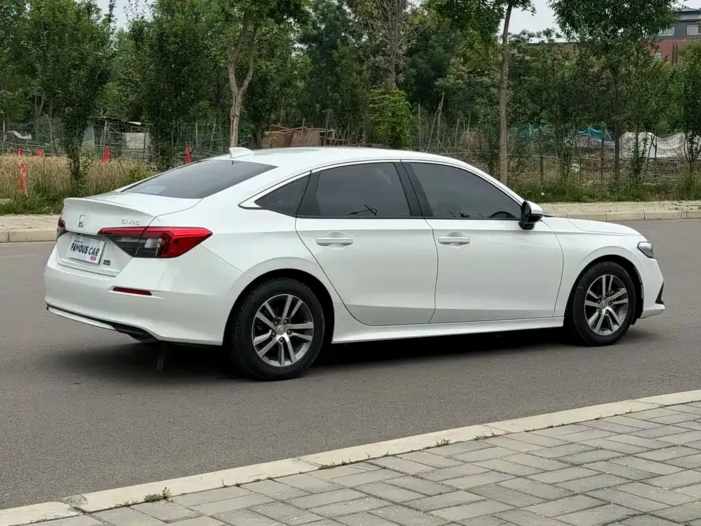 Honda Civic — фото 8