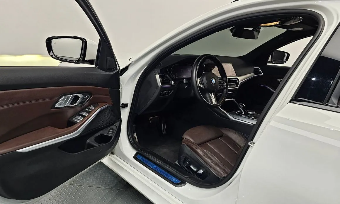 BMW 3-Series 2022 из KR, фото 5