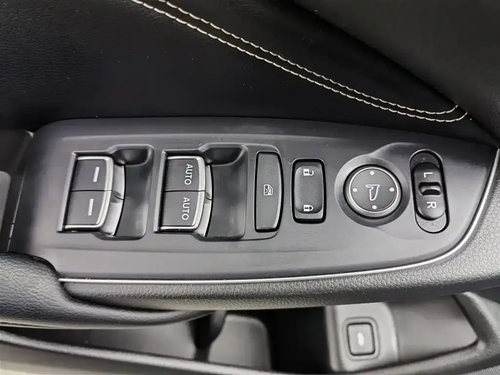Honda Inspire 2023 из CN, фото 9
