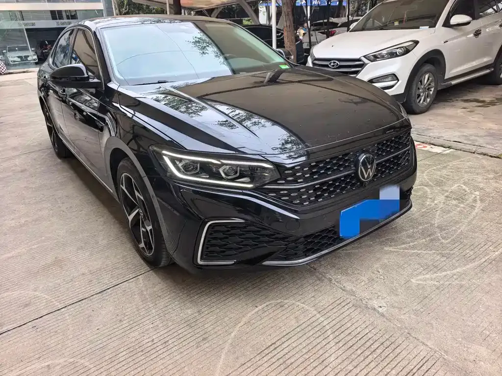 Volkswagen Passat — фото 9