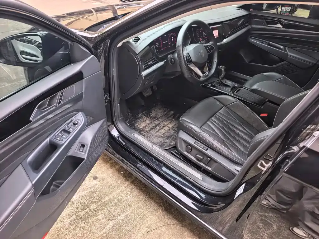 Volkswagen Passat — фото 10