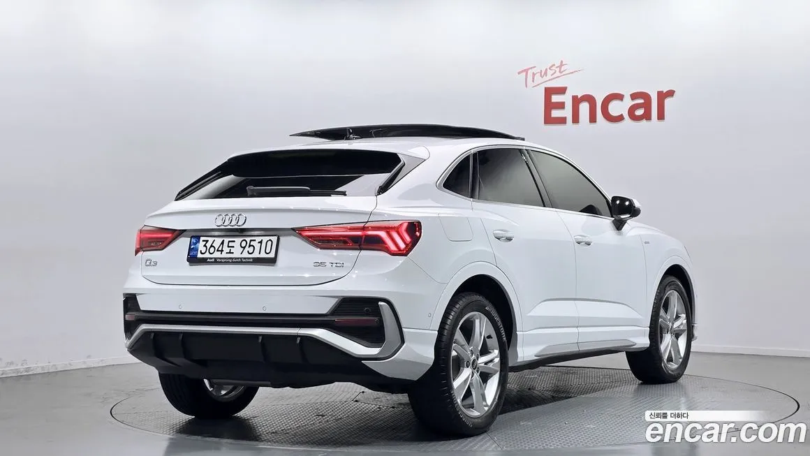 Audi Q3 — фото 3