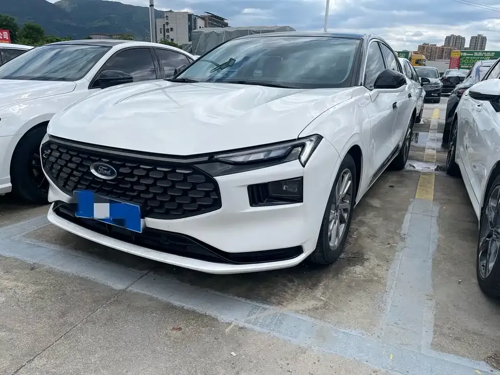 Ford Mondeo 2023 из CN, фото 1