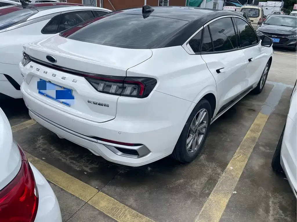 Ford Mondeo 2023 из CN, фото 7