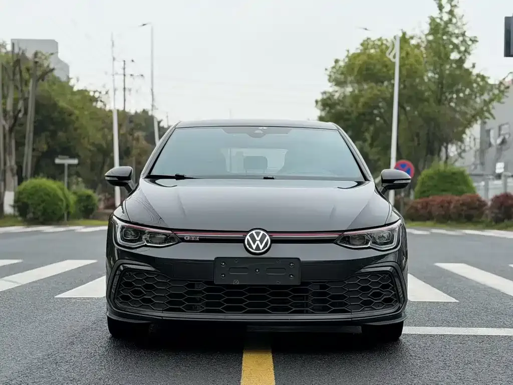 Volkswagen Golf GTI — фото 2