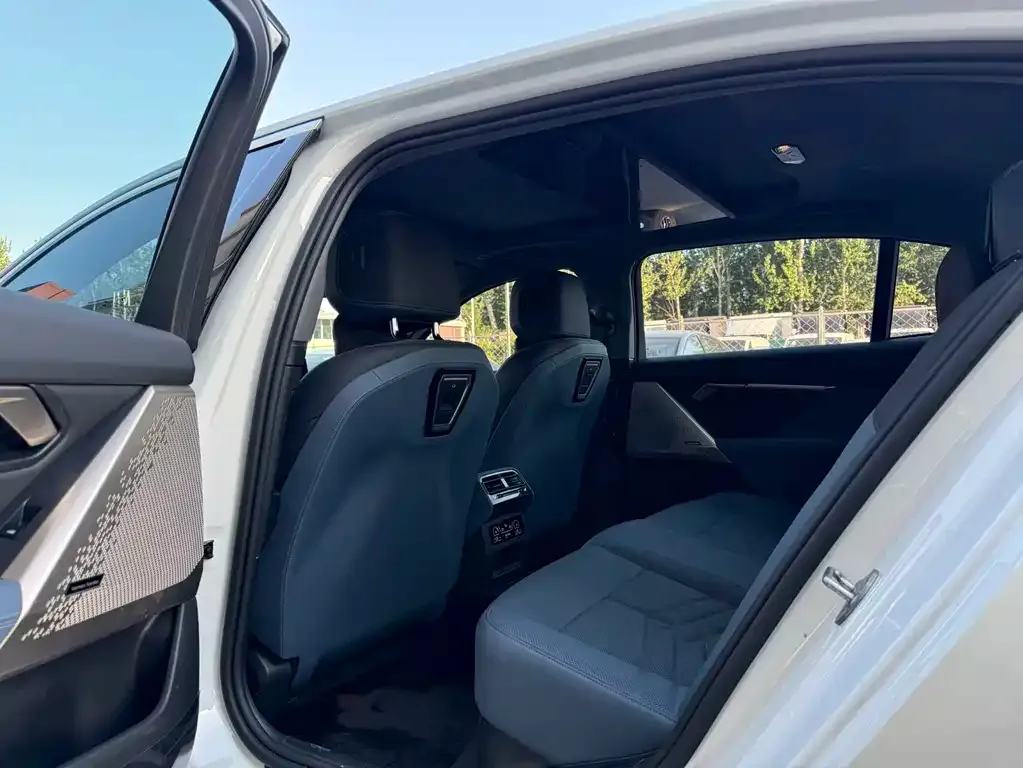 BMW i5 2024 из CN, фото 8