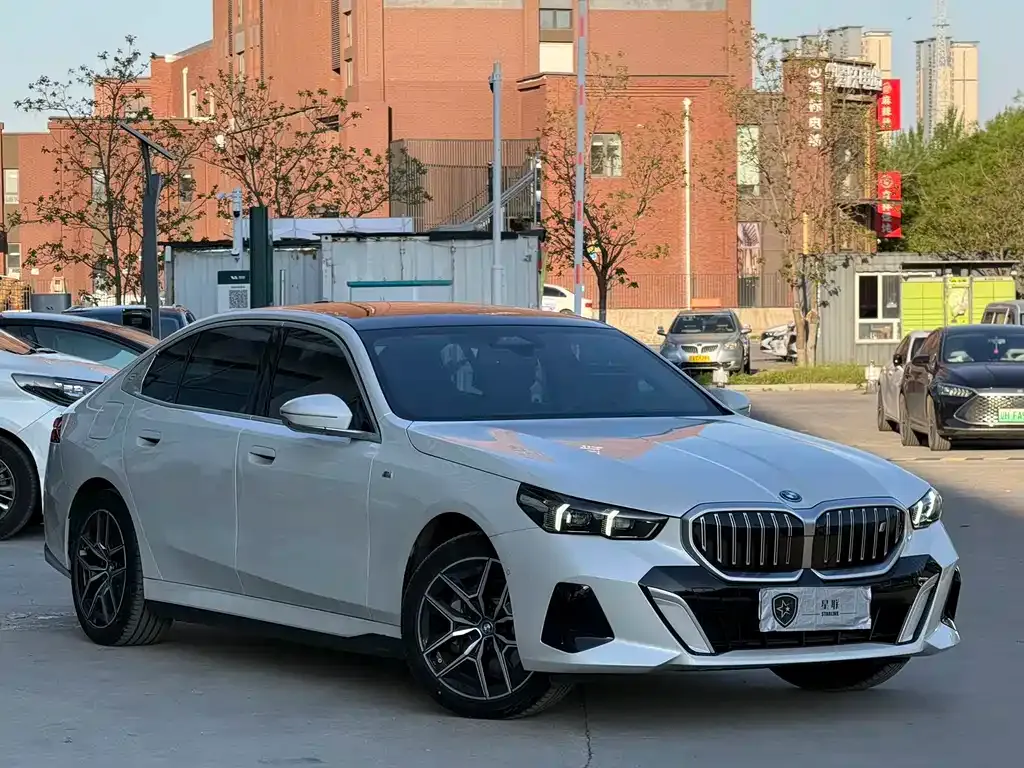 BMW i5 2024 из CN, фото 10