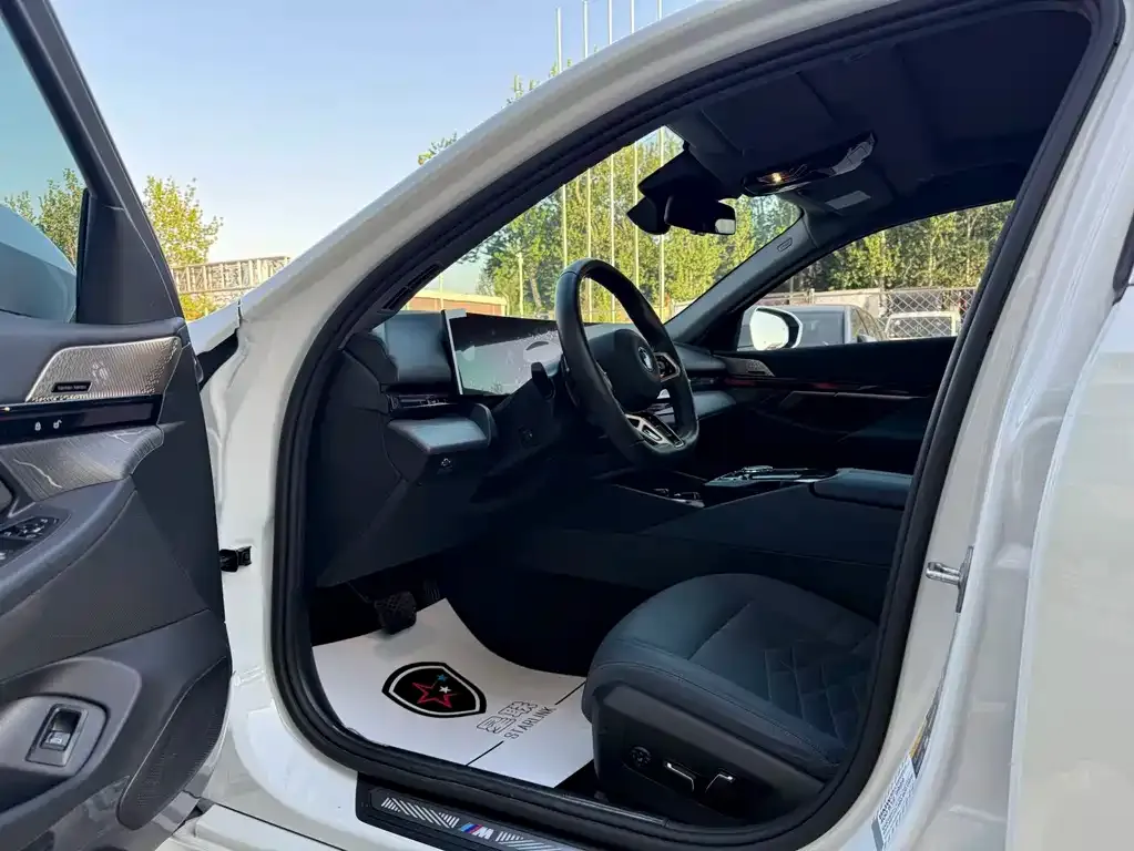 BMW i5 2024 из CN, фото 6