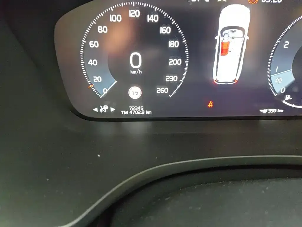 Volvo V60 2022 из CN, фото 2