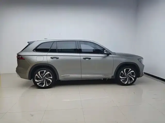 Geely Xingyue L 2023 из CN, фото 5