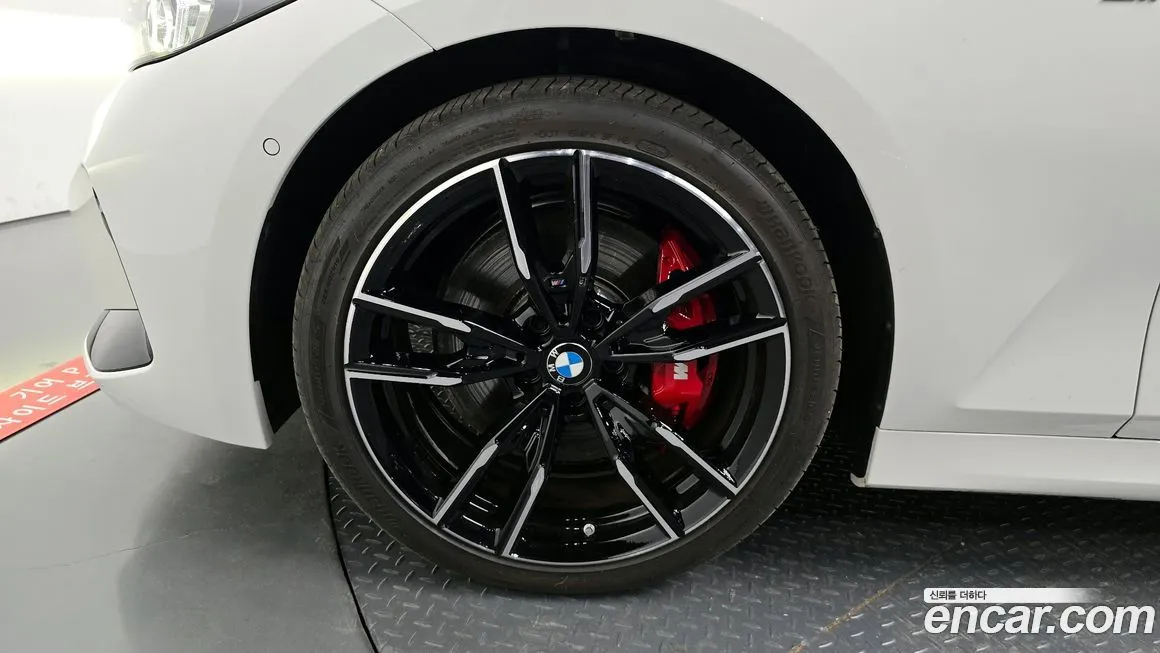 BMW 3-Series 2025 из KR, фото 6