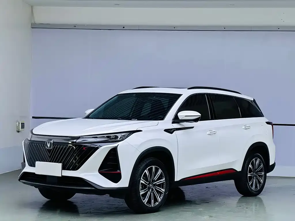 Changan CS75PLUS — фото 1