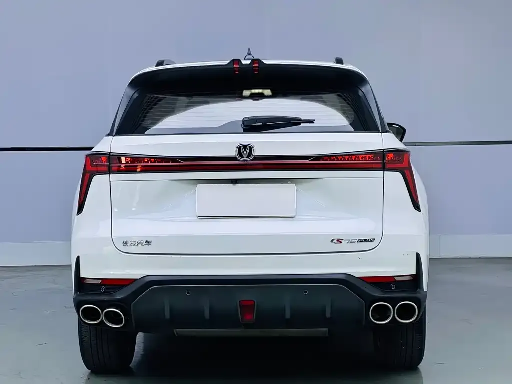 Changan CS75PLUS — фото 3