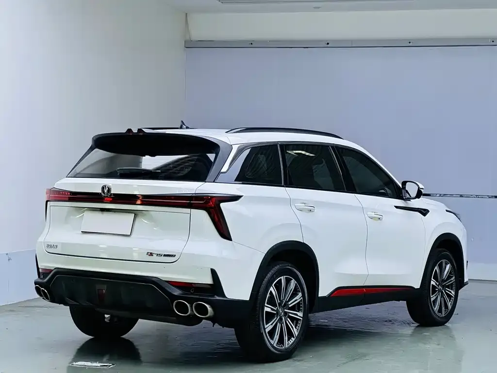 Changan CS75PLUS — фото 6