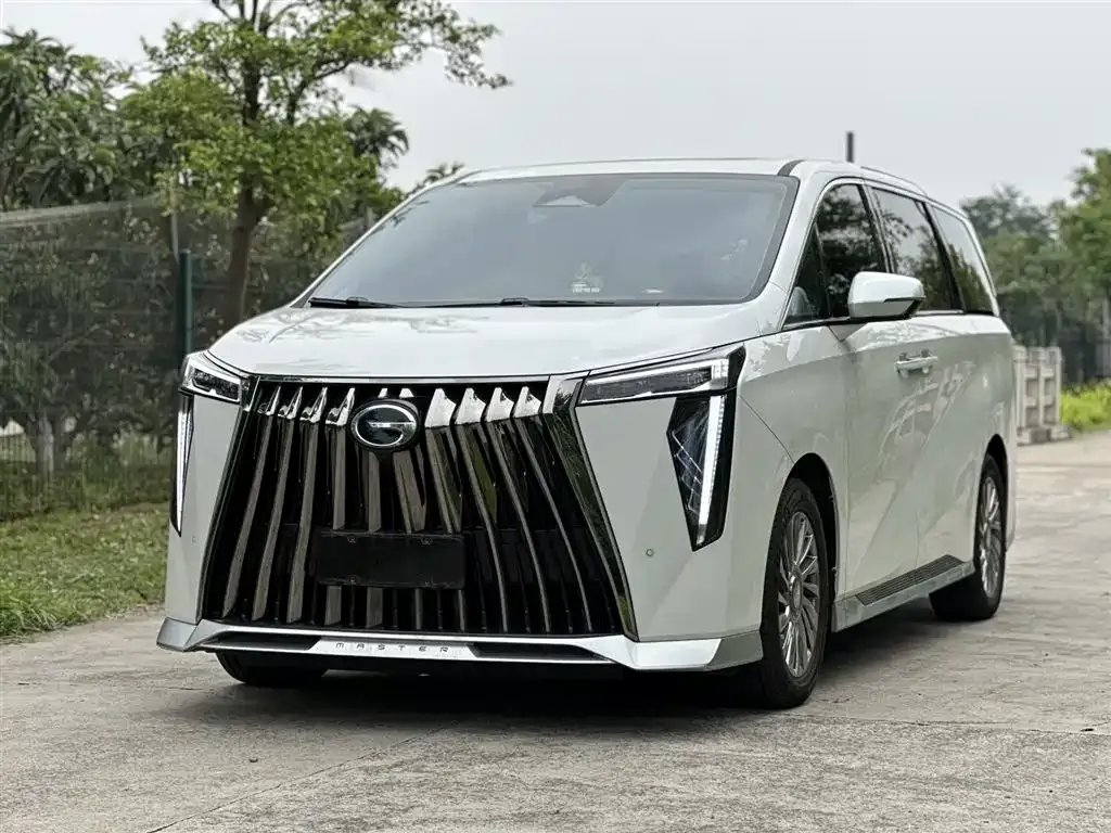 GAC Motor Trumpchi M8 — фото 1