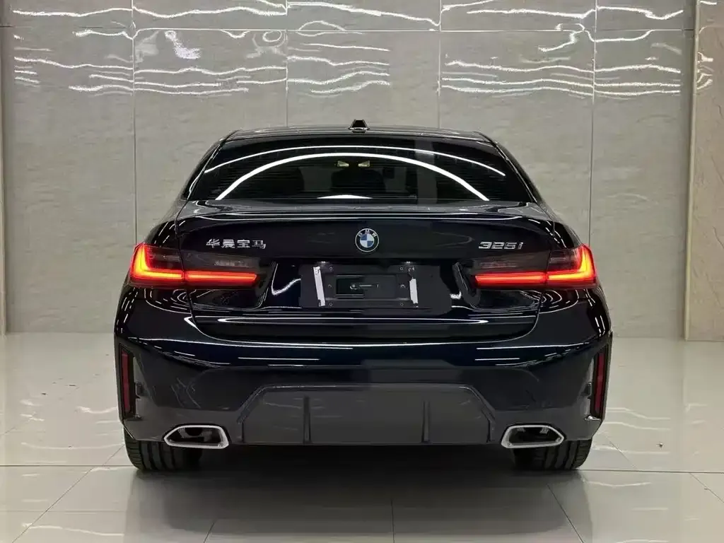 BMW 3 Series 2024 из CN, фото 2