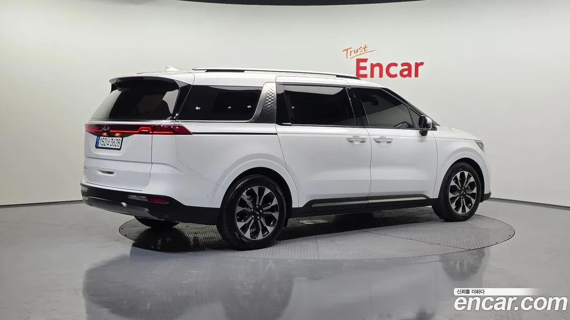 Kia Carnival 2023 из KR, фото 3
