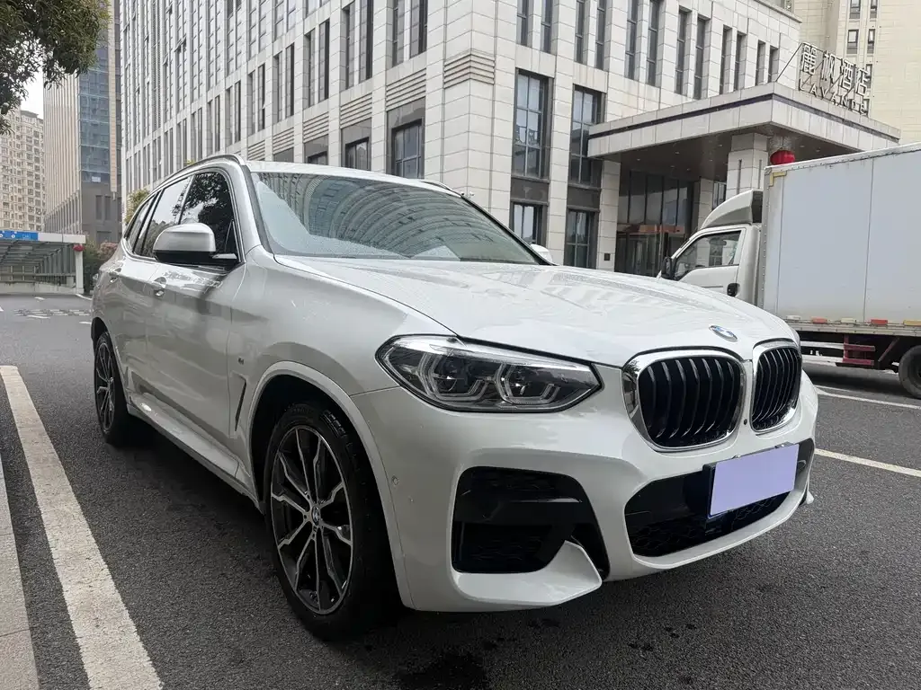 BMW X3 — фото 6