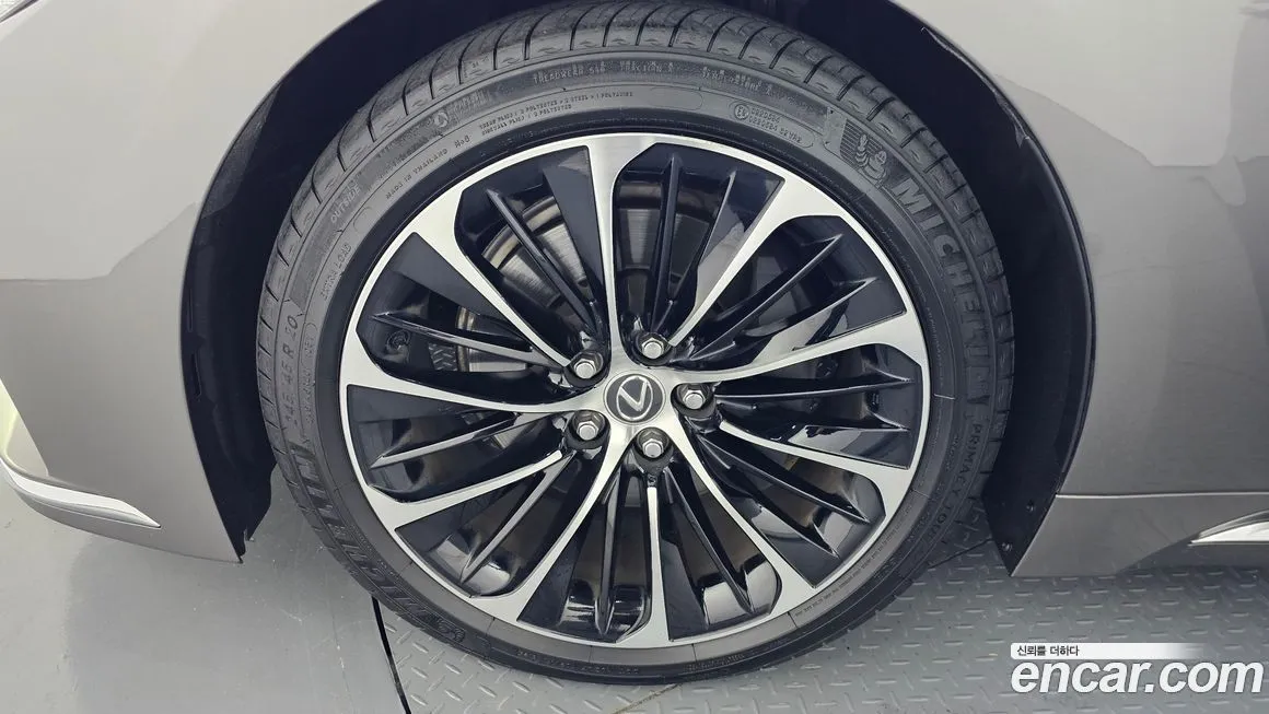 Lexus LS 2023 из KR, фото 8