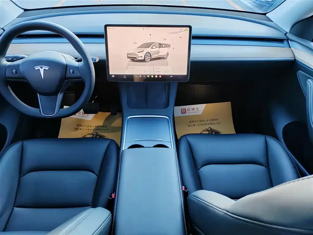 Tesla Model Y — фото 4