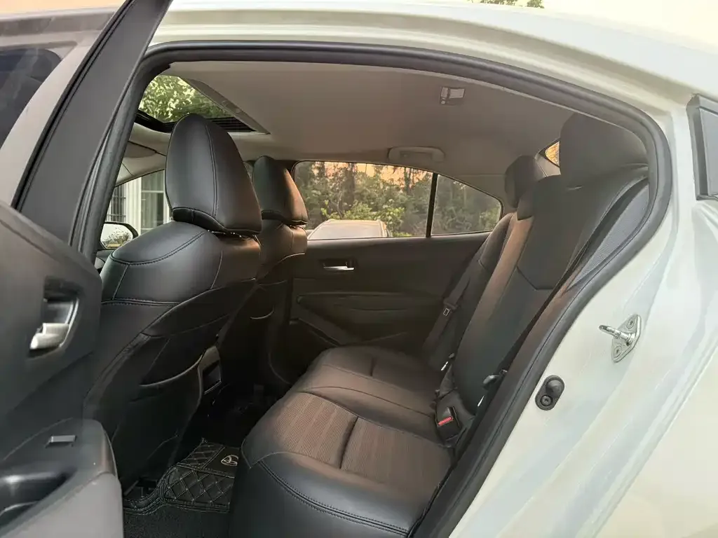 Toyota Corolla 2021 из CN, фото 3