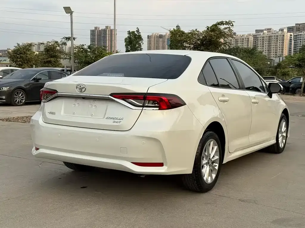 Toyota Corolla 2021 из CN, фото 2