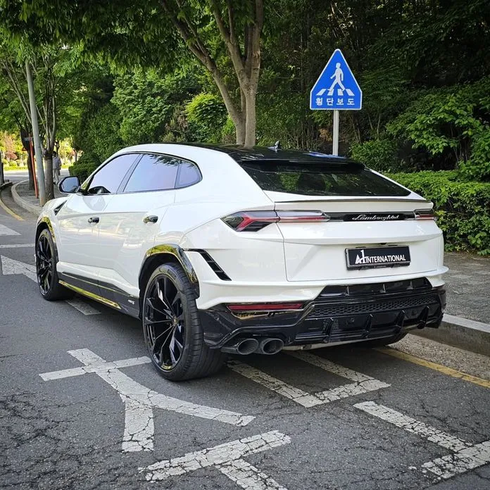 Lamborghini Urus 2023 из KR, фото 10
