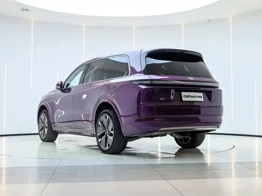 Li Auto L9 — фото 2