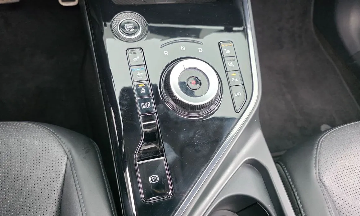 Kia Niro — фото 9