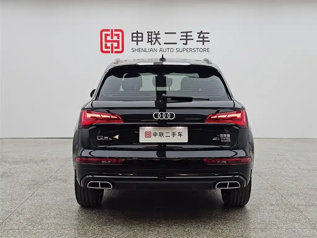 Audi Q5L — фото 6