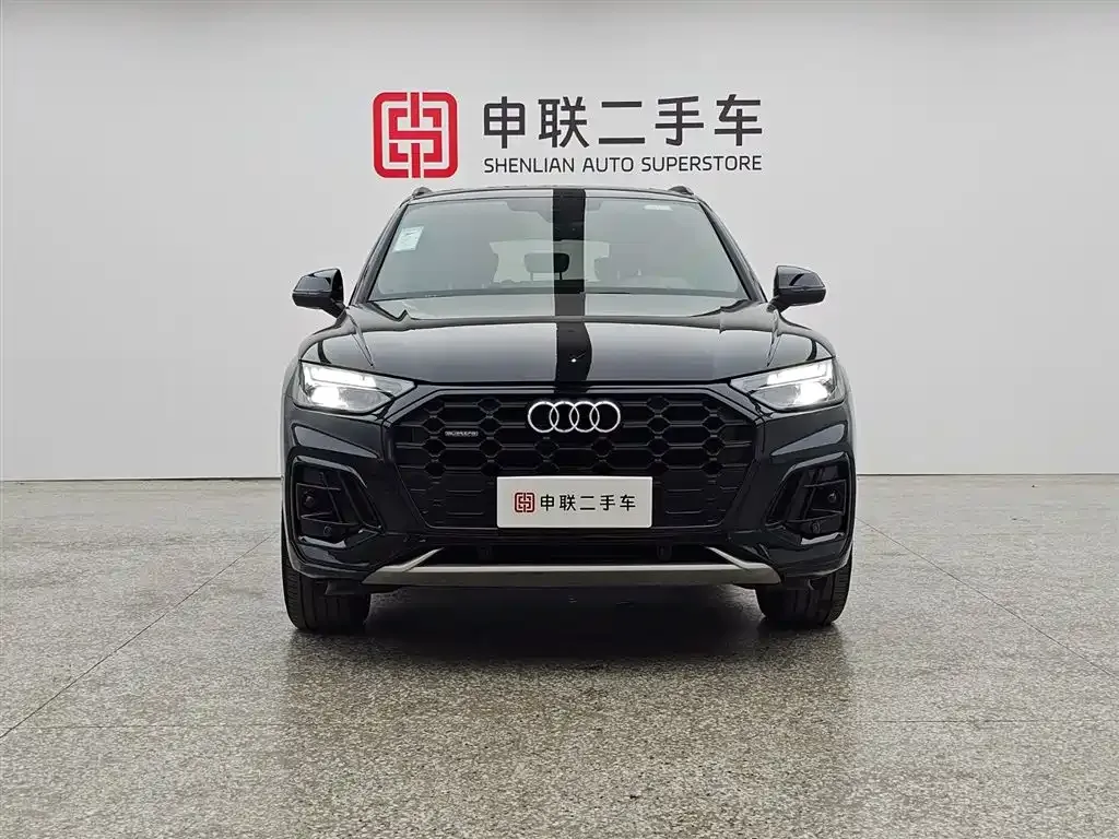 Audi Q5L — фото 9