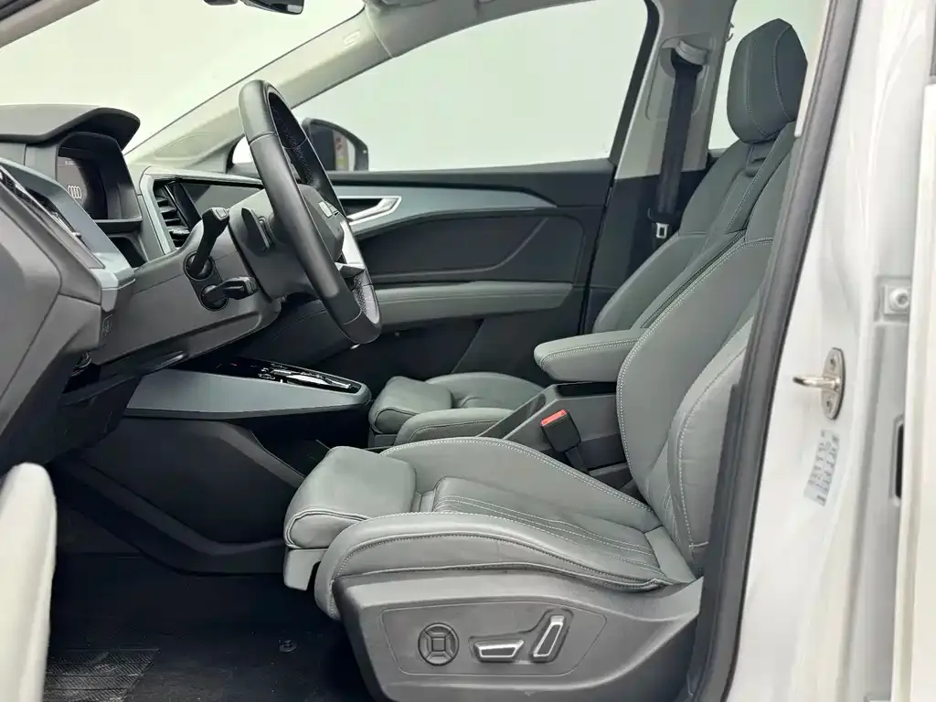 Audi Q5 e-tron 2024 из CN, фото 6