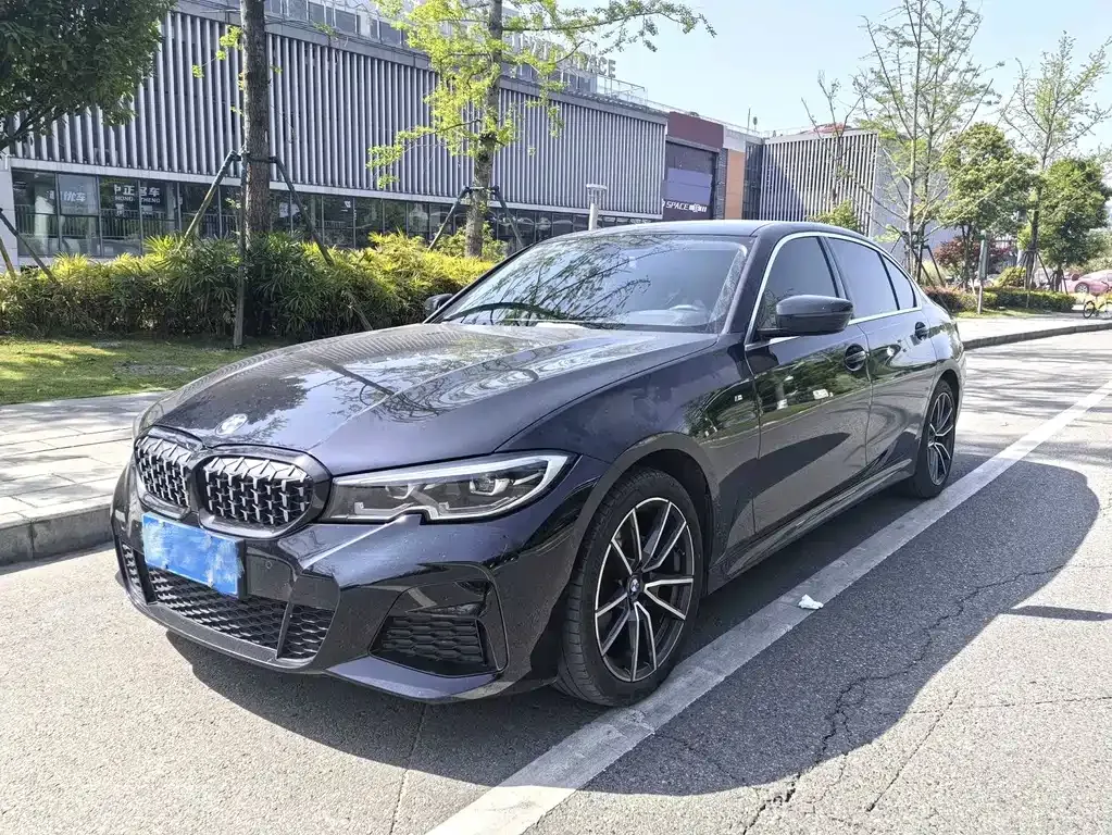 BMW 3 Series — фото 1