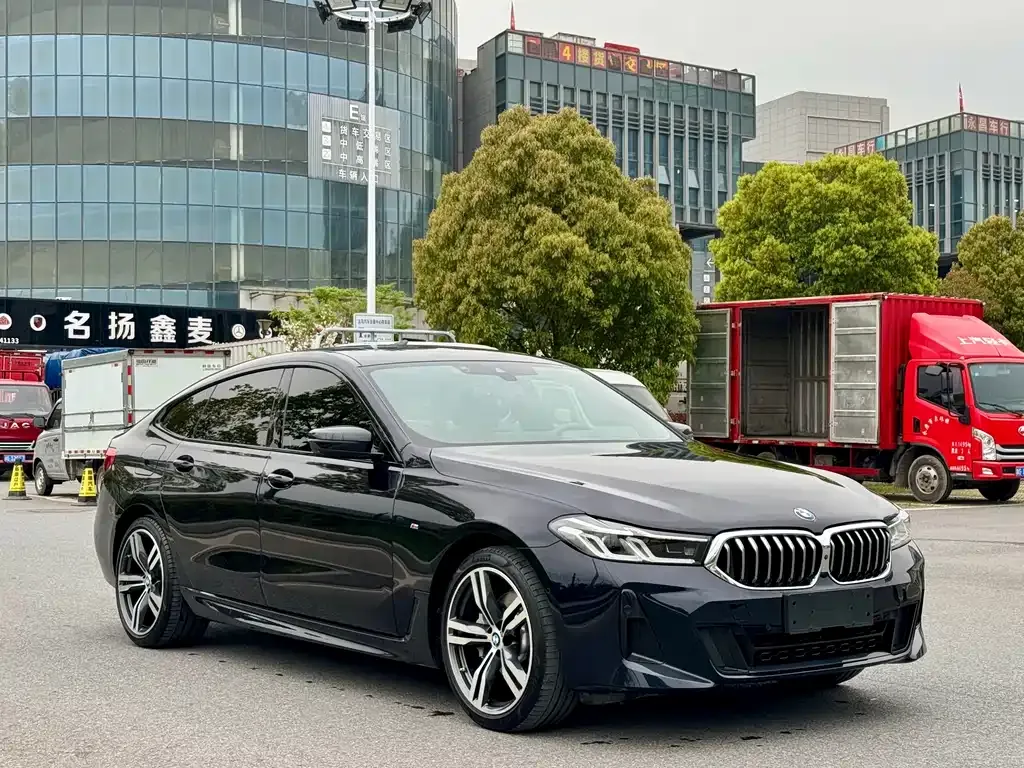 BMW 6 Series GT — фото 10