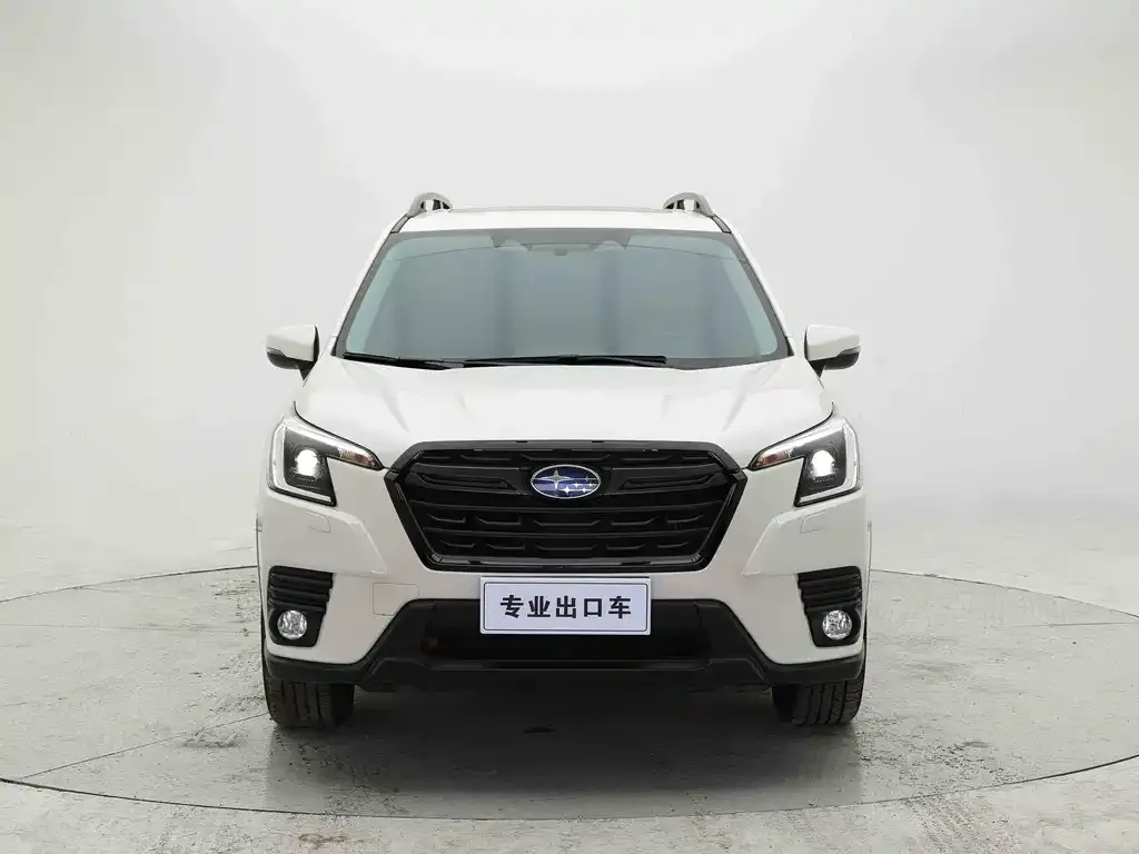 Subaru Forester 2023 из CN, фото 3