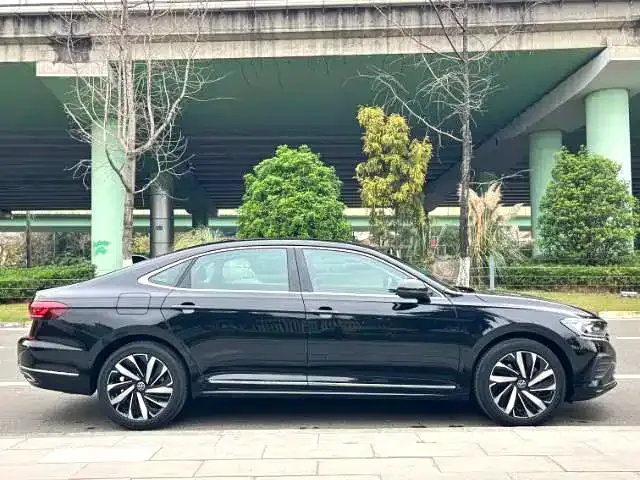 Volkswagen Passat 2024 из CN, фото 6