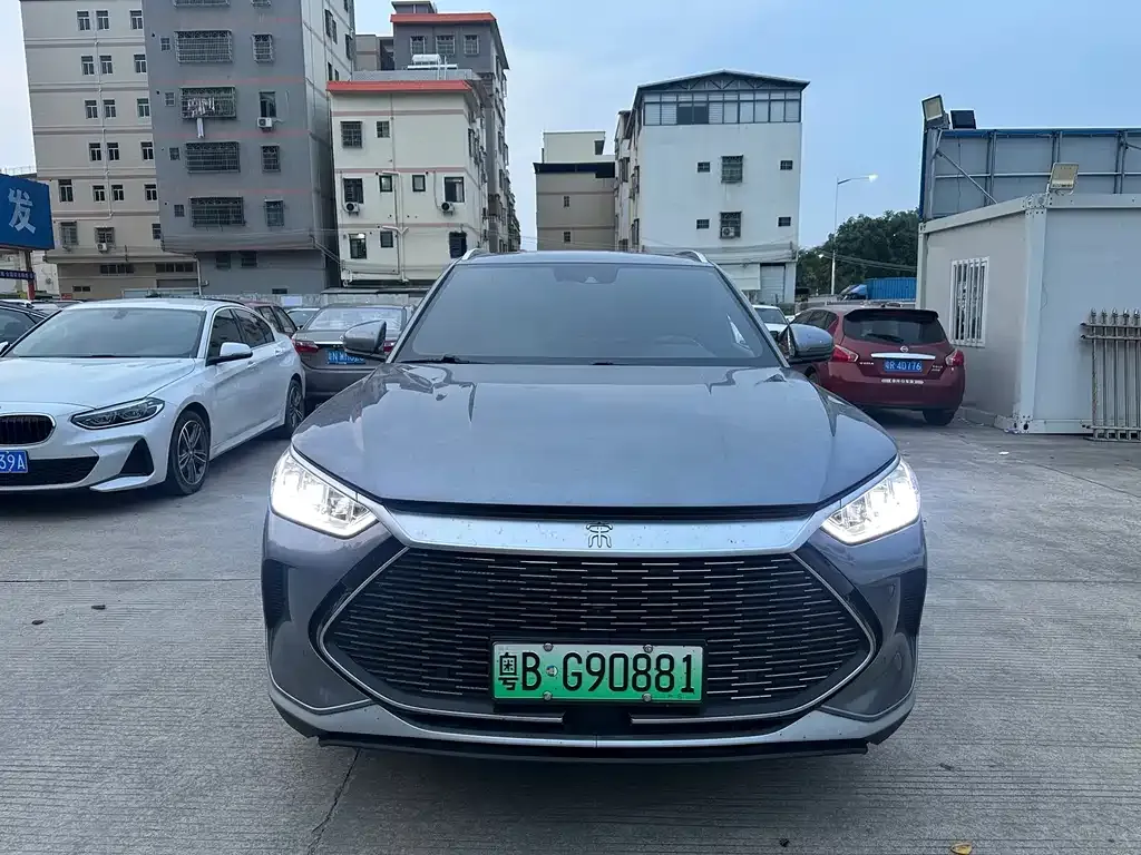 BYD PLUS