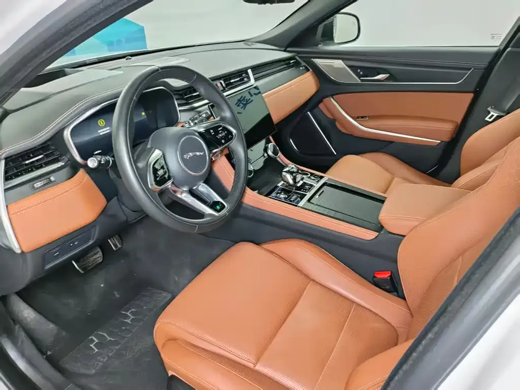 Jaguar XFL 2024 из CN, фото 5