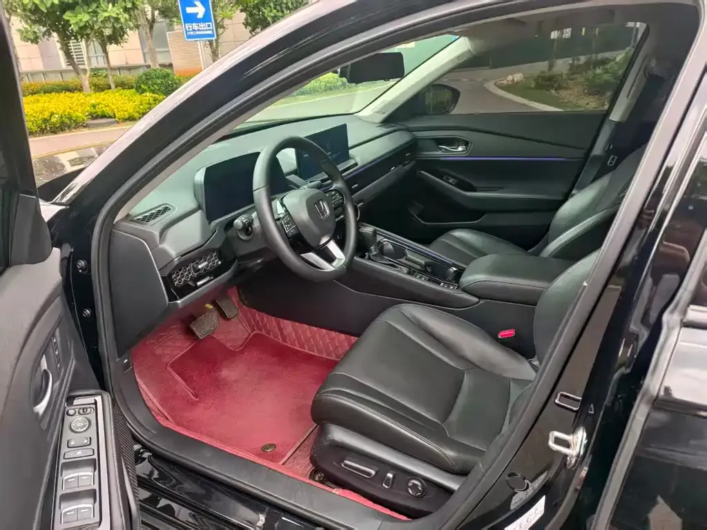 Honda Accord — фото 4