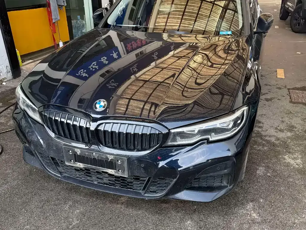 BMW 3 Series 2023 из CN, фото 1
