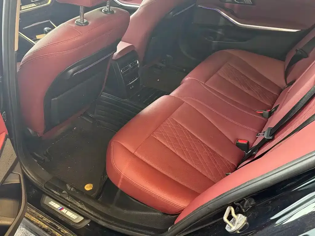 BMW 3 Series 2023 из CN, фото 3