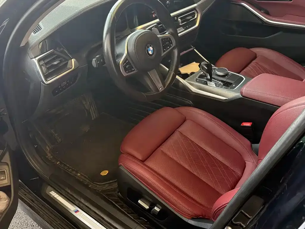 BMW 3 Series 2023 из CN, фото 2