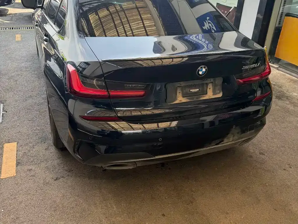 BMW 3 Series 2023 из CN, фото 4