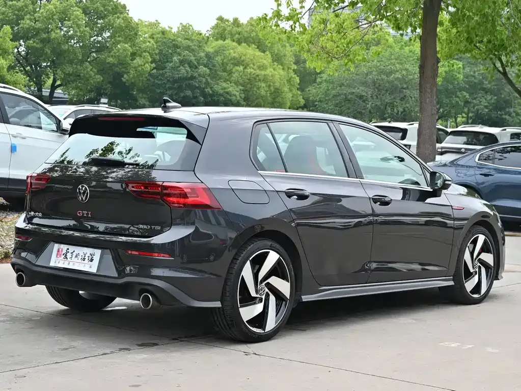 Volkswagen Golf GTI 2022 из CN, фото 3