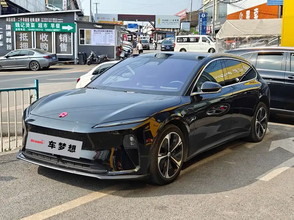 NIO ET5T