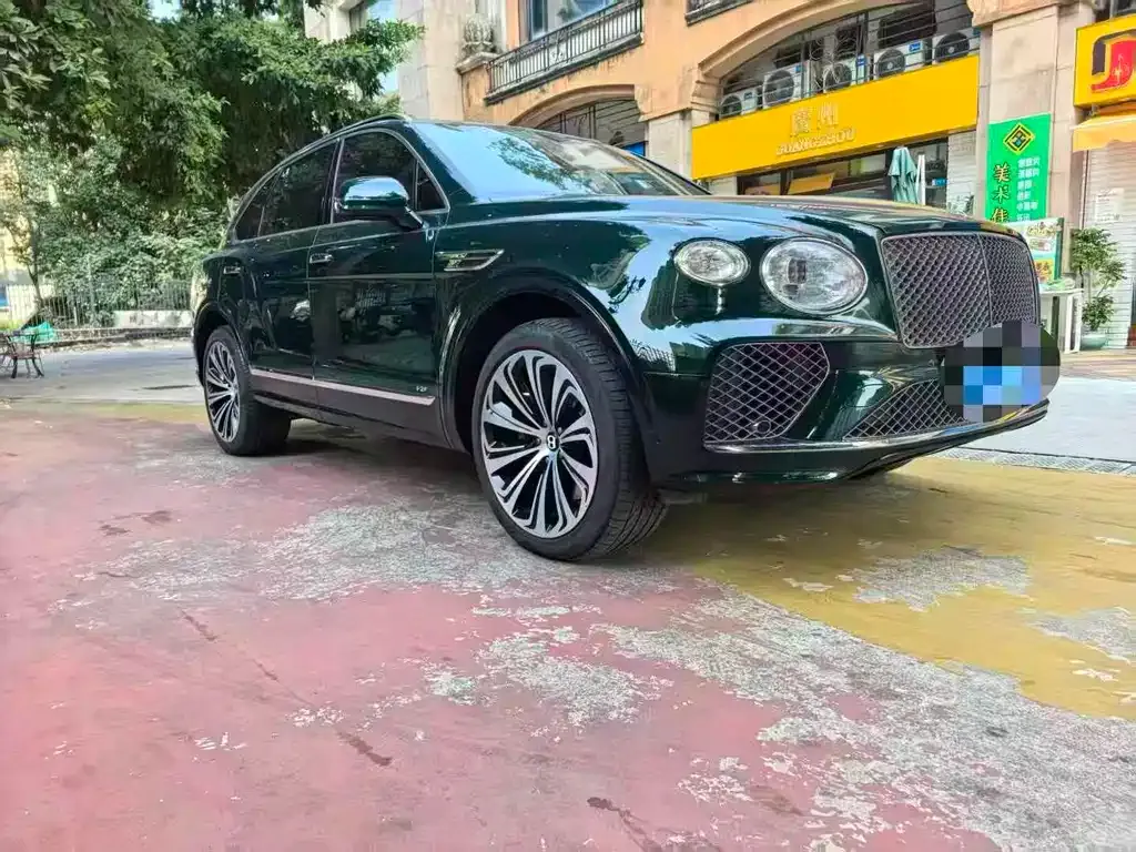 Bentley Bentayga — фото 4