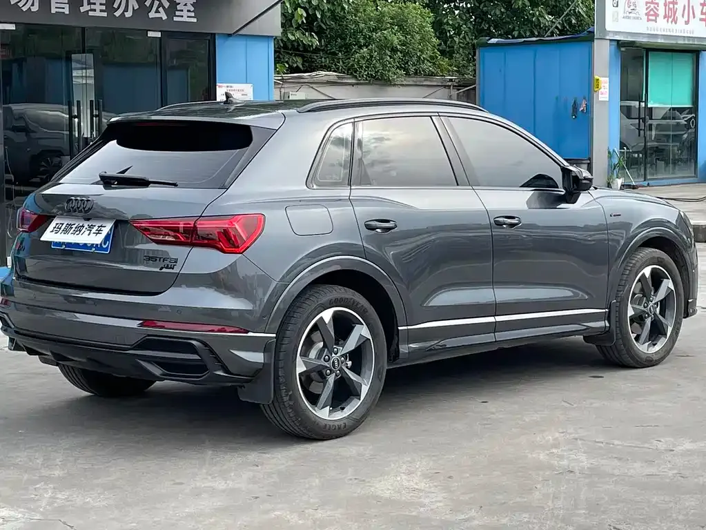 Audi Q3 2023 из CN, фото 7