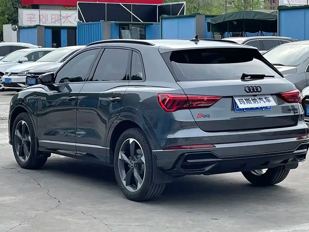Audi Q3 2023 из CN, фото 3