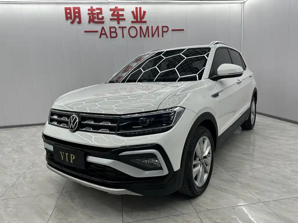 Volkswagen T-Cross — фото 1